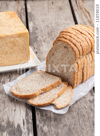 Bread 11859019