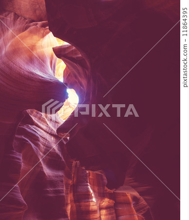 Antelope Canyon 11864395