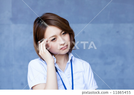 工作女性頭痛或回憶 工作女性頭痛或回憶 11865455
