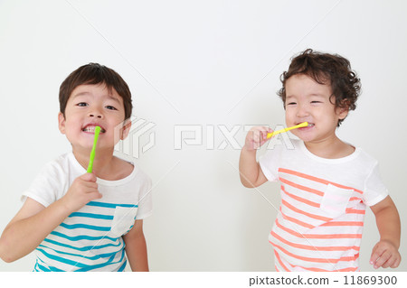 Fun toothbrush time ♪ 11869300