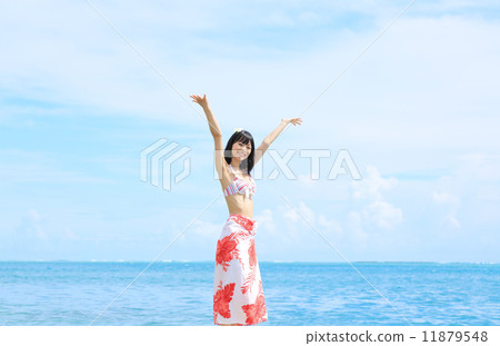 Overseas travel · Young lady 11879548