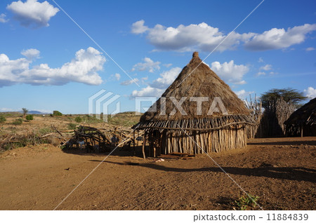 Ethiopian tribal residence Ethiopian tribal residence 11884839