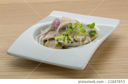 Sliced herring 11887653