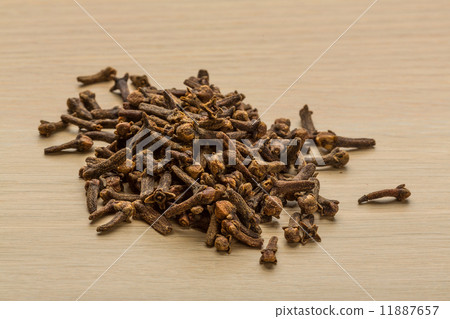 Clove seeds Clove seeds 11887657