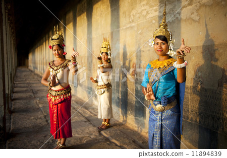 Cambodian Traditional Culture 11894839