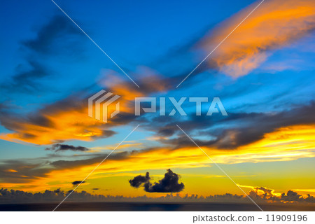 Sunset clouds 11909196