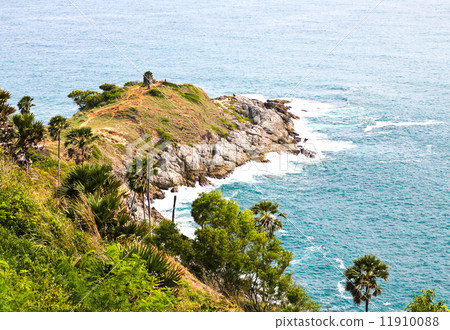 Promthep Cape is a mountain of rock that extends into the sea in 11910088