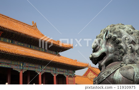 Bronze Guardian Lion Statue in the Forbidden City, Beijing, China Bronze Guardian Lion Statue in the Forbidden City, Beijing, China 11910975