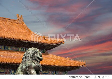 Bronze Guardian Lion Statue in the Forbidden City, Beijing, China 11910982