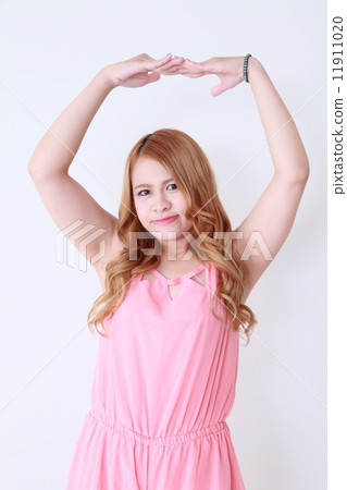 A young woman image A young woman image 11911020