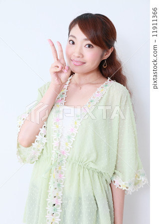 Young woman general purpose image Young woman general purpose image 11911366