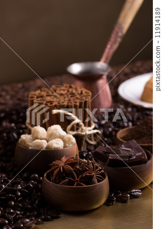 Coffee table 11914189