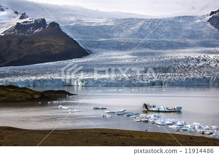 Fjallsjokull Glacier - Iceland 11914486