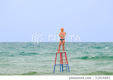 The rescuer on a tower 11914801