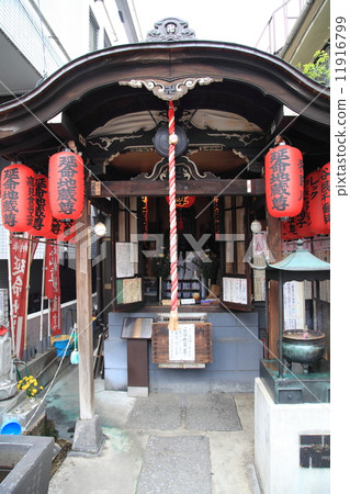 Yanaka's life extension Jizo 11916799