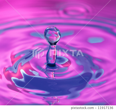 Water drop 11917136