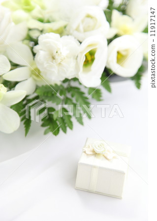 花束和禮物 11917147