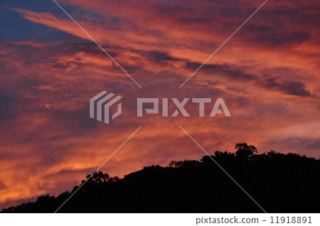 Mountains and sunsets Mountains and sunsets 11918891
