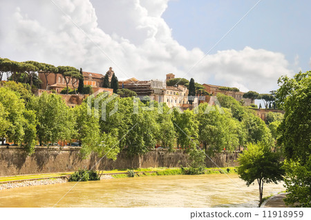 Picturesque embankment of the Tiber River in Rome, Italy 11918959