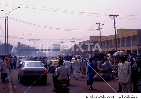 Cano quarter 11919213