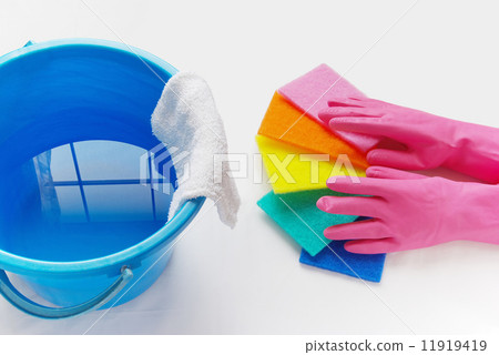 Image of wiping and cleaning Rack with rubber gloves, spread nylon cleaner and rag 11919419