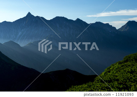 The morning of Western-style ridge 11921093