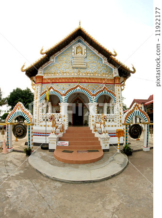 HDR images of Wat  in Chiang Khan ,Loei, Thailand 11922177