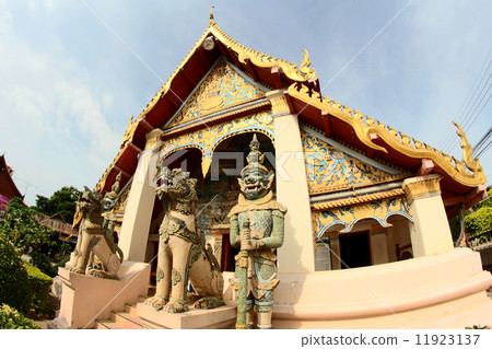 HDR images of Wat in Chiang Khan ,Loei, Thailand HDR images of Wat in Chiang Khan ,Loei, Thailand 11923137