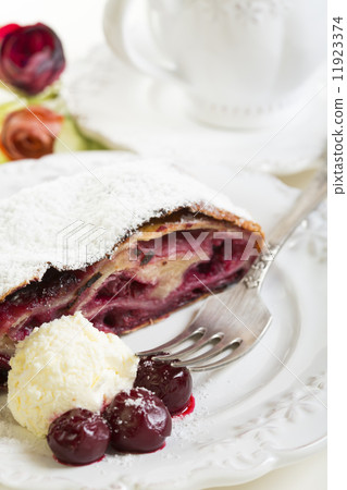 Cherry strudel. 11923374
