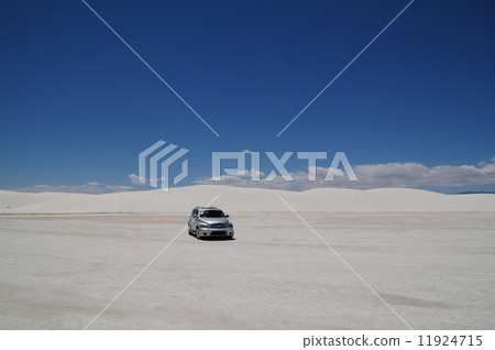America: White Sands National Monument 11924715