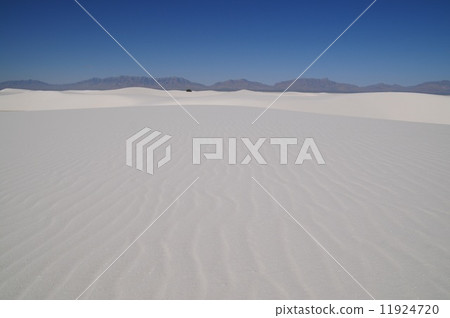 America: White Sands National Monument 11924720