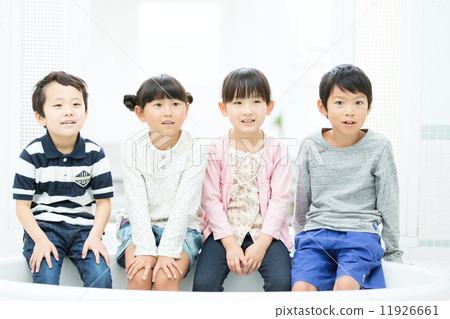 A good elementary school student 11926661