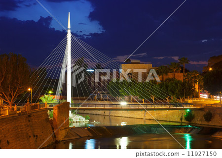 Pedestrian bridge over Segura river in night. Murcia 11927150