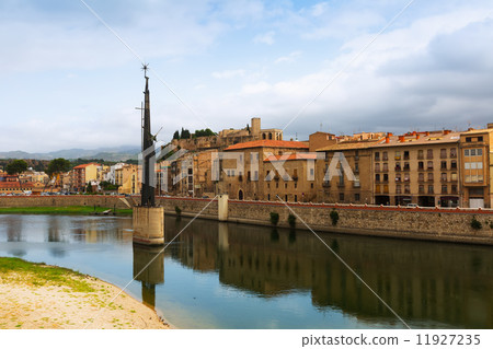 View of Ebre in Tortosa View of Ebre in Tortosa 11927235