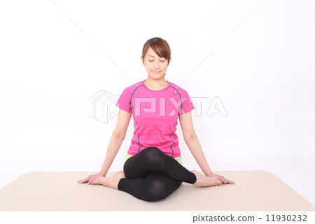 yoga yoga 11930232