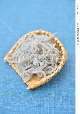 從國內Hamana湖（托運人油炸蝦，Shako）的酥脆煮的土豆。 11930368