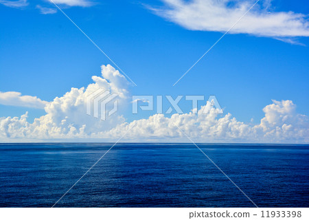 Horizontal lines and clouds 11933398