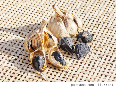 Black garlic healthy food fermented food aged black garlic image material Black garlic healthy food fermented food aged black garlic image material 11933724