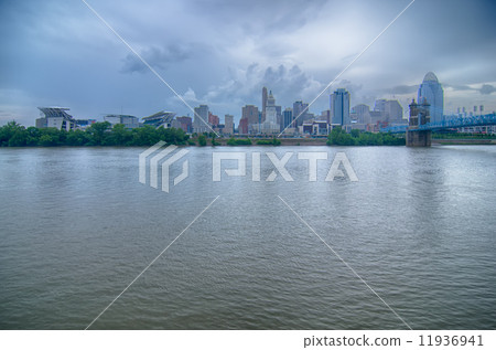 Cincinnati skyline. Image of Cincinnati skyline and historic Joh Cincinnati skyline. Image of Cincinnati skyline and historic Joh 11936941