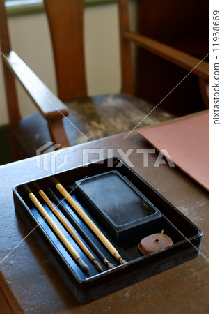 Antique furniture Western-style building Retro 11938669