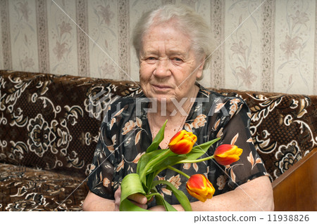 Senior woman 11938826