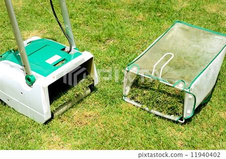 草坪割草 草坪割草 11940402