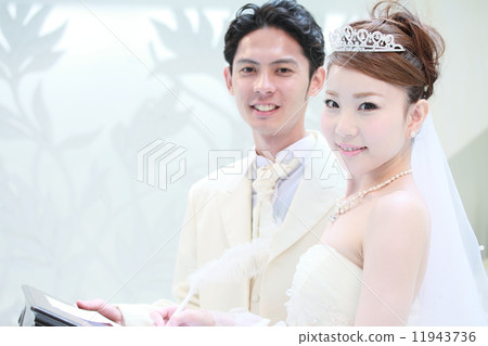 Bridal image 11943736