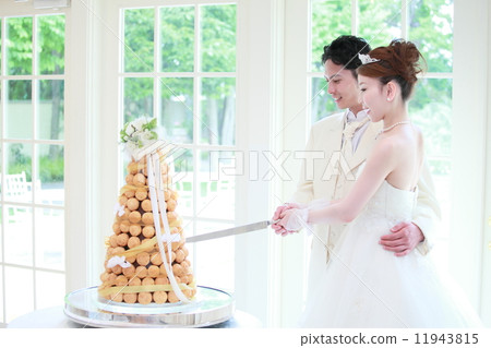 Bridal image Bridal image 11943815