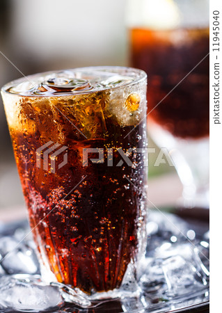 cola cola 11945040