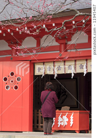 Ebara Tenjin company's New Year 11945407