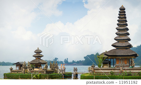 Pura Ulun Danu temple in Bali Pura Ulun Danu temple in Bali 11951192