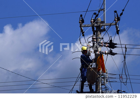 Power cable rearrangement work 11952229