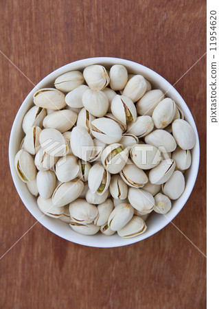 pistachios pistachios 11954620