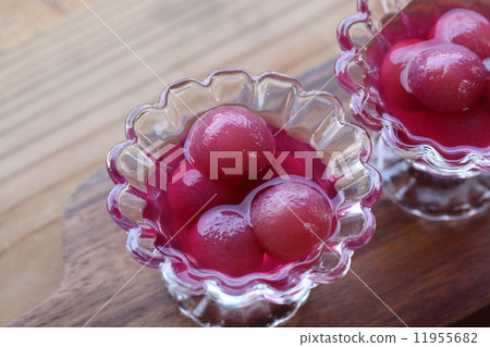 Dessert (Compote of Kyoho) Dessert (Compote of Kyoho) 11955682